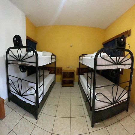 Natz Hotel Flores Kültér fotó