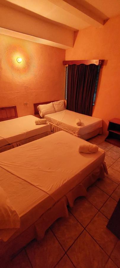 Natz Hotel Flores Kültér fotó